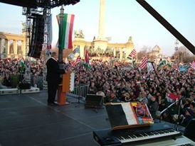 422851_312139002166217_976601378_n